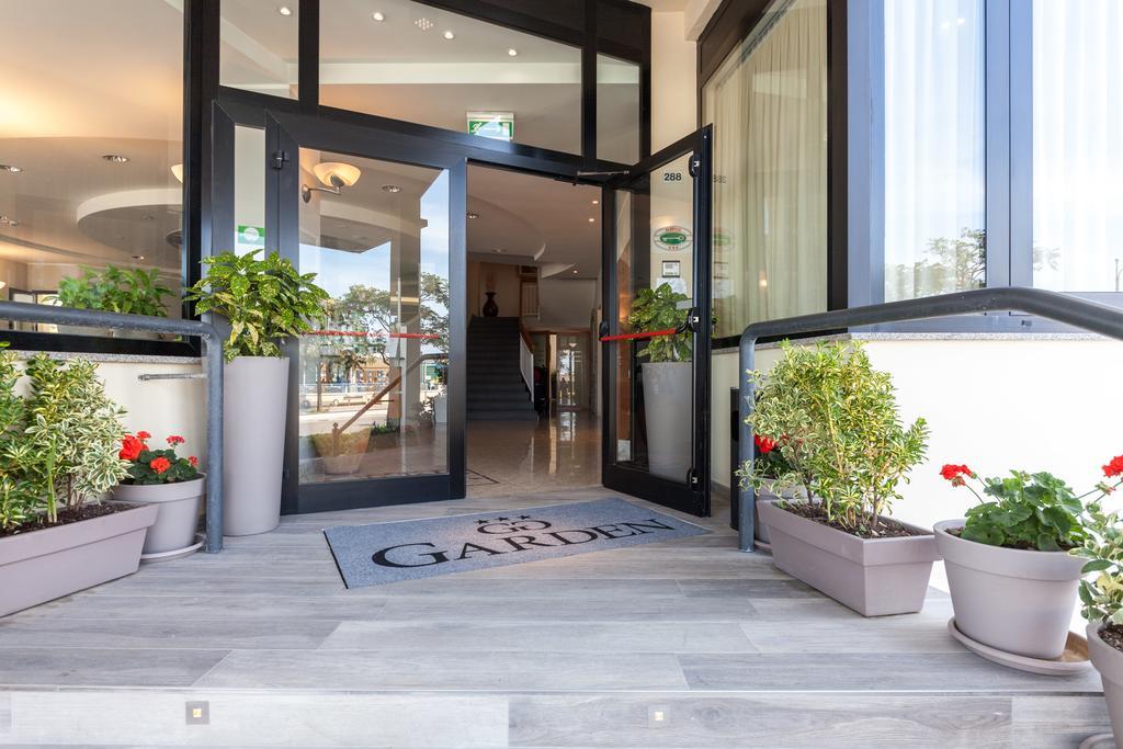 Hotel Garden Чезенатико Екстериор снимка